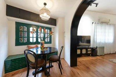 Ancient villa 108m2 duplex next to Hoan Kiem Lake! – Foto’s 5